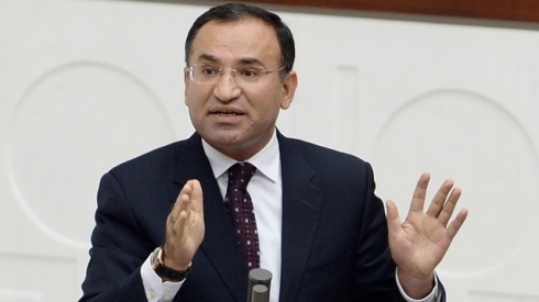 Bekir Bozdag:Gotinên ku derbarê derbasbûna leşkerên Tirkiyê bo nav xaka Herêma Kurdistanê tên kirin, tenê şirove ne.