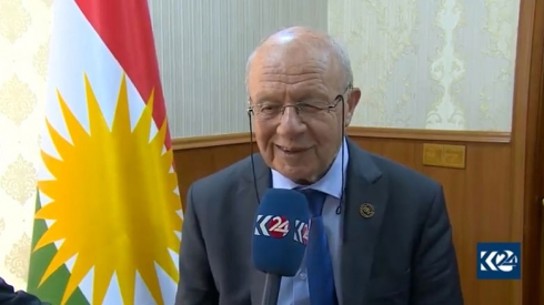 Îsmail Bêşikçî: Pirsa kurd pirsa neteweyekêye ku mafê serxwebûn jê hatîye girtin