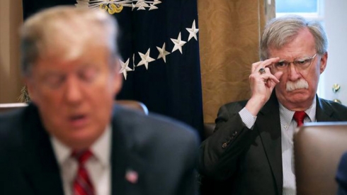 Con Boltin: Tiramp neşîya ye rêgirîyê bike ji hejmûna Îranê li Îraqê