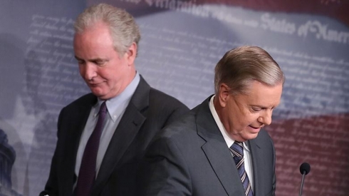 Dû sînatorên navdarên Emerîka daxwaza sizadana Tirkiyayê dikin