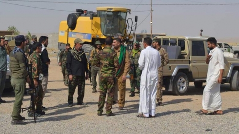 100 malên Ereb li gundekî Kerkûkê tên bicihkirin