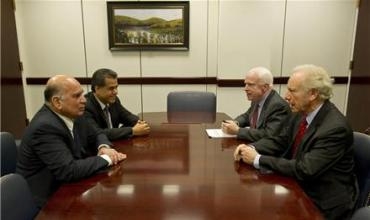 Şanda Herêma Kurdistanê li gel her du Mezne Senatorê Emerîkî Joseph Lieberman û John Mc Cain re civiya