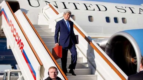 Kerry gihêşt Moskoyê û li bersivan digere