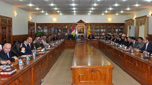 Bi serpereştiya Barzanî Pîlotbîroya PDKê dicive