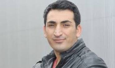 Di fîlman de maço ye û di jiyana rastîn de bêdeng e