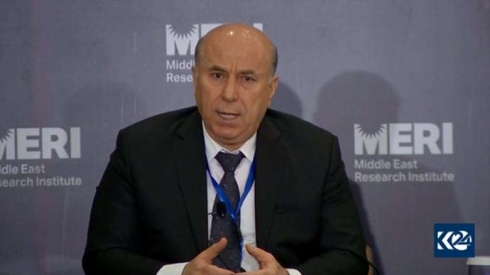 Newzad Hadî behsa sedemên pêşketina Hewlêr û Dihokê dike