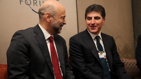 Nêçîrvan Barzanî li gel serok wezîrê Ûrdinê û wezîrê derve yê Seûdîye civîya