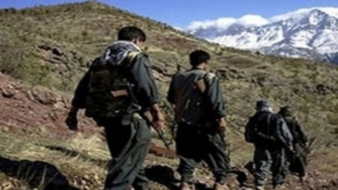 Nivîskarek pêşbîniya egera şerê YNKê û PKKê dike!