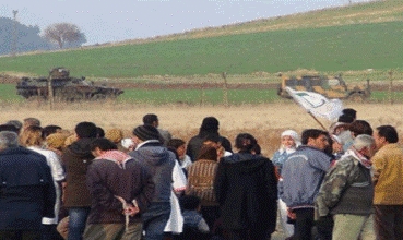 Efrînî û Dîlokiyan daxwaza rakirina dorpêçê kirin