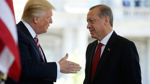 Ji bo êrîşa Efrînê Trump û Erdogan pêwendiyê dikin