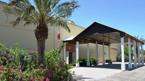 Amerîka konsolxaneya xwe ya li Besrayê girt