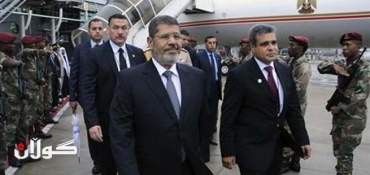 Egypt's Mursi drops complaints against journalists
