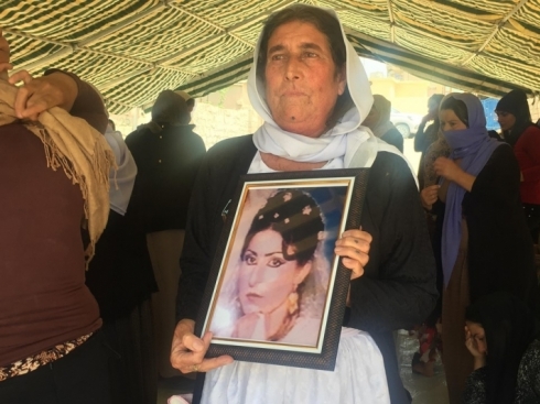 Keçeka DAIŞê revandibû li Sûriyê hatiye kuştin