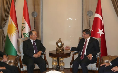 Mesûd Barzanî bi Serokwezîrê Tirkiyê Ehmed Davutoglu re civiya