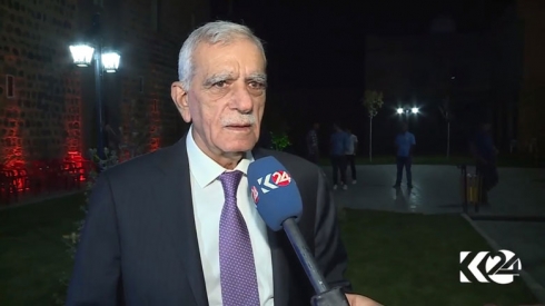 Turk: Saziyên hukûmetê dixwezin rûyê şaradariyê reş bikin