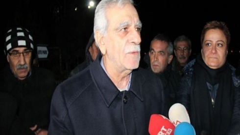 Ehmed Turk: Ji bilî rêbaza aştî ti çareyekê nabînim