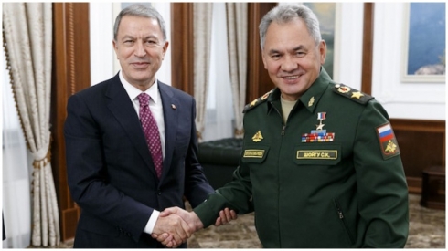 Akar: Divê YPG li TilRifet nemîn e