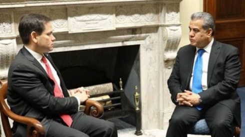 Senatorekî Amerîkî daxwazek pêşkêşî Hewlêr û Bexdayê kir