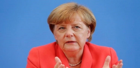 Merkel daxwaza civînekê derbarê penaberan dike