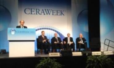 Dr.Aştî Hewramî :48 kompanî yên taybet bikarê petrolê ji 18 welata li Herêmê kar dikin