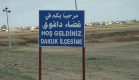 Daqûq…Li ser binkeyê YNKê ala Kurdistanê hate daxistin!