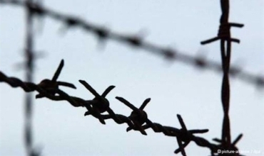 Çar girtiyên Kurd 17 sal e nikarin malbatên xwe bibînin