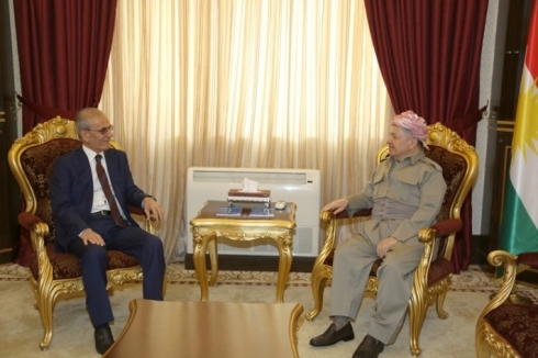 Serok Barzanî pêşwaziya Necmedîn Kerîm kir