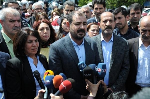 Berbijêrê HDPê: Emê li hemberî biryara (YSK)ê li berxwebidin