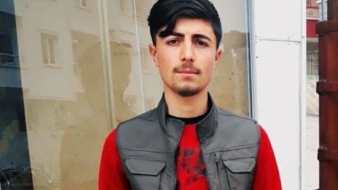 Ciwanekî Kurd li Enqereyê hate kuştin