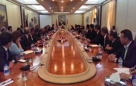 Serokê Herêma Kurdistanê li gel Berpirsê yekê yê îdarî û Serokên Zanîngehan û Birêveberên Giştî yên Parêzgeha Dihokê re civiya