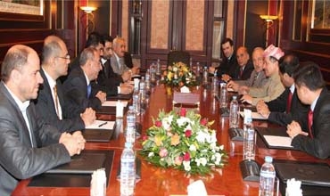 Serokê Herêma Kurdistanê li gel şanda danustankarê koma Frakisyonên Kurdistanî civiya