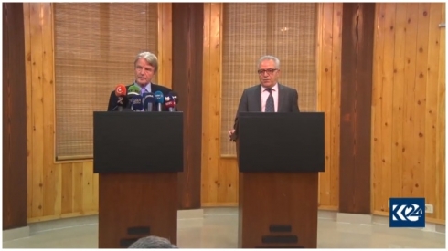 Bernard Koşnêr: Hemû alîkariyê ji bo xelkê Efrînê dikin