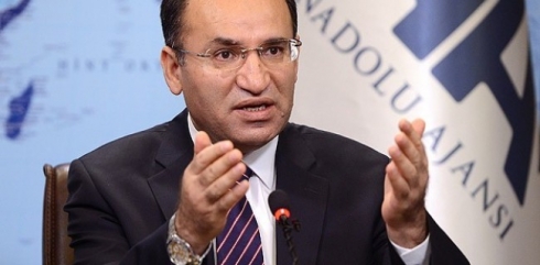 Di girtîgehên Tirkiye de 450 zarok bi diya xwe re dimînin