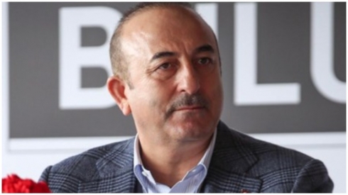 Çavuşoglu: Van rojan ez dê seredana Bexda û Hewlêrê bikim