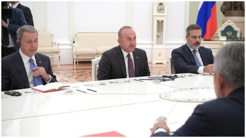 Ji bo operasyona Minbicê şandeke Tirkiyê serdana Rûsyayê dike