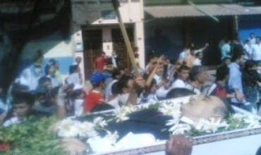 Qamişlo: Nêzî 100 hezar kes tevî cenazeya Mişel Temo dibin, hêzên rejêmê kesekî dikujin û 5 ên din jî birîndar dike