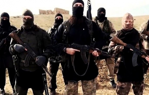 Daişê 14 çekdarên xwe li Hawêce bidar vekir