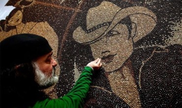 Bi dendikên Qehwê wêneyan çêdike