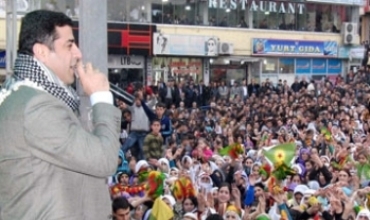 Demîrtaş: Ger me dewleteke Kurdî bixwestane em ji we natirsin!