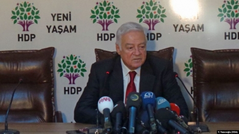 Sîyasetvanê Kurd Dengîr Mîr Mehmet Firat koça dawî kir