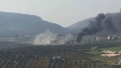 150 hezar Efrînî ji ber êrîşan neçar bûne koçberî navenda bajêr bibin