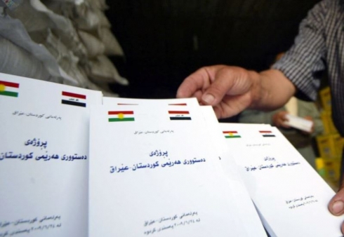 Desturê Kurdistanê bitenê li ser wê yekê rawestîyaye ka Îslamî yan jî ilmî be