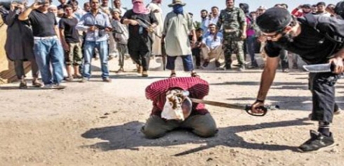 DAIŞ`ê dadwerekî xwe daliqand