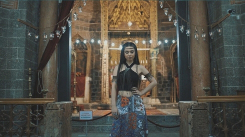 Ev proje, Diyarbekirê bi 8 ziman û 2 zaraveyan dinasîne!