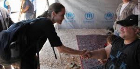 Angelina Jolie fîlemkî Kurdî bi cîhanê dide nasîn