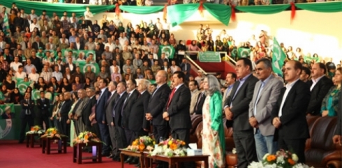 Baskê Hêro Îbrahîm Ehmed kar bo rêxistina kongreya YNKê dike