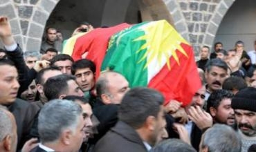 Ala Kurdistanê Elçî himbêz kir