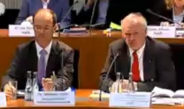 Rûniştina Meclîsa Alman bi 'rojbaş' dest pê kir