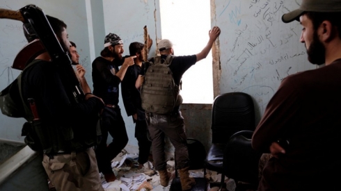 DIŞIê li Xaneqînê êrîşî ser dengderan kir