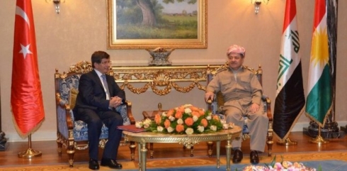 Davutoglu: Em li gel birêz Barzanî di hemahengiyekî giringdane